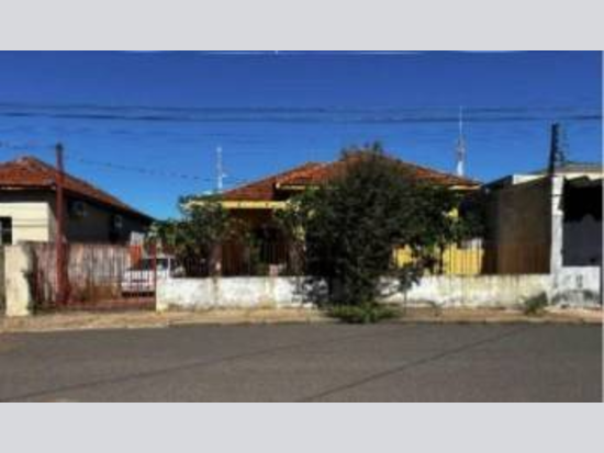 Casa - Assis - SP - Residencial,Comercial - Rua Tiradentes, 25, Centro, Assis, SP, 19800090. Casa, Padrão, Ocupado. Área(s): 391,98 m² de área terreno, 165,53 m² de área construída. Matrícula(s): 59.648. Cartório: 1 CRI ASSIS. Inscrição da Prefeitura: 4056013001.  A ARREMATAÇÃO NÃO CONTEMPLA BENS MÓVEIS, VEÍCULOS E QUAISQUER OBJETOS QUE EVENTUALMENTE APAREÇAM NAS IMAGENS. - leilão extrajudicial - Não informado BR - lance mínimo R$ 244.420