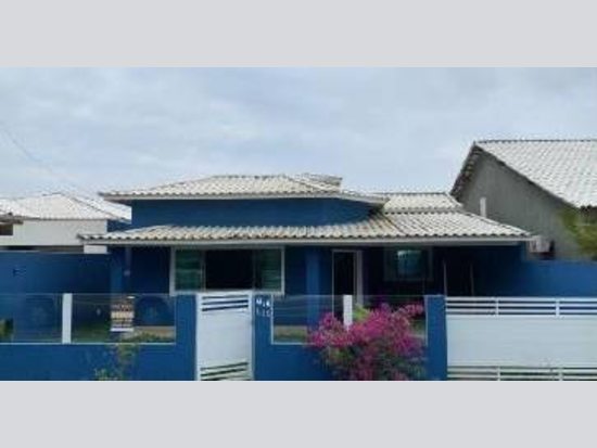 Casa - São Pedro da Aldeia - RJ - Residencial,Comercial - Rodovia Amaral Peixoto, S/N, Casa 15, Condominio Residencial Solar Dos Cantarinos I, São Matheus, São Pedro Da Aldeia, RJ, 28940991. Casa, Em condomínio, Ocupado, 1 vaga(s) de garagem. Área(s): 132,55 m² de área construída, 132,55 m² de área privativa. Matrícula(s): 22.449. Cartório: 1° CRI DE SÃO PEDRO DA ALDEIA. Inscrição da Prefeitura: 79979000.  A ARREMATAÇÃO NÃO CONTEMPLA BENS MÓVEIS, VEÍCULOS E QUAISQUER OBJETOS QUE EVENTUALMENTE APAREÇAM NAS IMAGENS. - leilão extrajudicial - Não informado BR - lance mínimo R$ 451.440