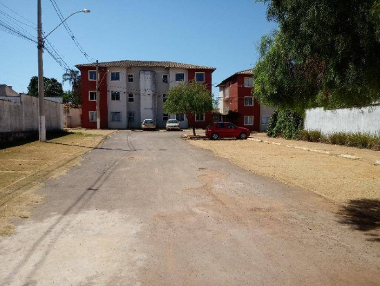 Apartamento - Luziânia - GO - Residencial,Comercial - Rua Primavera, S/N, Ap 101, C. Villa Das Flores, Cidade Osfaya, Luziânia, GO, 72855627. Apartamento, Padrão, Ocupado, 1 vaga(s) de garagem. Área(s): 60,9 m² de área construída, 60,9 m² de área privativa, 16,37 m² de área comum. Matrícula(s): 210.481. Cartório: 1 CRI DE LUZIANIA. Inscrição da Prefeitura: 391886.  A ARREMATAÇÃO NÃO CONTEMPLA BENS MÓVEIS, VEÍCULOS E QUAISQUER OBJETOS QUE EVENTUALMENTE APAREÇAM NAS IMAGENS. - leilão extrajudicial - Não informado BR - lance mínimo R$ 161.300