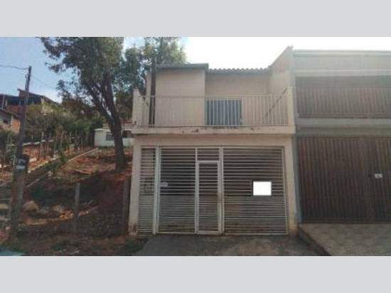 Casa - Pedreira - SP - Residencial,Comercial - Rua José Rabetti, 206, Jardim Triunfo 79, Pedreira, SP, 13928286. Casa, Padrão, Ocupado, 1 vaga(s) de garagem. Área(s): 125 m² de área terreno, 99,5 m² de área construída. Matrícula(s): 33.680. Cartório: 1° CRI DE PEDREIRA. Inscrição da Prefeitura: 01012220542001.  A ARREMATAÇÃO NÃO CONTEMPLA BENS MÓVEIS, VEÍCULOS E QUAISQUER OBJETOS QUE EVENTUALMENTE APAREÇAM NAS IMAGENS. - leilão extrajudicial - Não informado BR - lance mínimo R$ 227.240