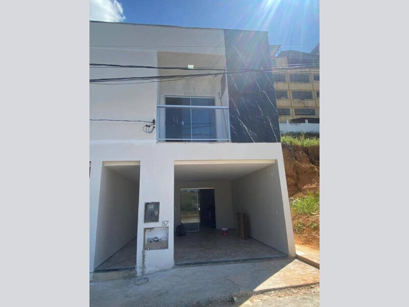 Casa - Leopoldina - MG, localizado em Leopoldina - MG, bairro João Paulo Ii