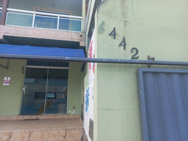 Comercial - Araruama - RJ, localizado em Araruama - RJ, bairro Nossa Senhora de Nazareth