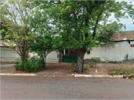 Casa - Corumbá - MS - Residencial,Comercial - Rua Comandante Wanderley, 423, Norte, Universitário, Corumbá, MS, 79304120. Casa, Padrão, Ocupado. Área(s): 163,05 m² de área terreno, 129,84 m² de área construída. Matrícula(s): 33.783. Cartório: 1º CRI DE CORUMBÁ. Inscrição da Prefeitura: 01007038010000.   A ARREMATAÇÃO NÃO CONTEMPLA BENS MÓVEIS, VEÍCULOS E QUAISQUER OBJETOS QUE EVENTUALMENTE APAREÇAM NAS IMAGENS. - leilão extrajudicial - Não informado BR - lance mínimo R$ 223.440