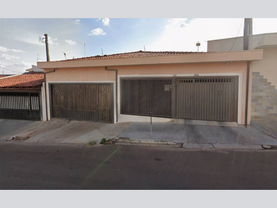 Casa - São Carlos - SP - Comercial,Residencial - Rua Luiz Arnaldo Wenzel, 80, Jardim Social Belvedere, São Carlos, SP, 25602501. Casa, Padrão, Ocupado, 1 vaga(s) de garagem. Área (s): 276 m² de área terreno, 199,07 m² de área construída. Matrícula(s): 126.772. Cartório: 01º CRI SÃO CARLOS. Inscrição da Prefeitura: 06.203.038.001.  A ARREMATAÇÃO NÃO CONTEMPLA BENS MÓVEIS, VEÍCULOS E QUAISQUER OBJETOS QUE EVENTUALMENTE APAREÇAM NAS IMAGENS. - leilão extrajudicial - Não informado BR - lance mínimo R$ 418.760