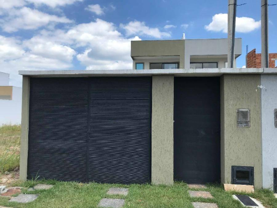 Leilão de Casa - Rio de Janeiro - RJ - Comercial,Residencial - Rua Juarez Getirana, 805, Casa 1, Pedra De Guaratiba, Rio De Janeiro, RJ, 23025035. Casa, Em condomínio, Ocupado, 1 vaga(s) de garagem. Área(s): 103 m² de área construída, 103 m² de área privativa. Matrícula(s): 467.086. Cartório: 9º CRI DO RIO DE JANEIRO. Inscrição da Prefeitura: 3426621-3. A ARREMATAÇÃO NÃO CONTEMPLA BENS MÓVEIS, VEÍCULOS E QUAISQUER OBJETOS QUE EVENTUALMENTE APAREÇAM NAS IMAGENS. Imóvel em Não informado/BR - Lance Inicial R$ 281.200 - Extrajudicial