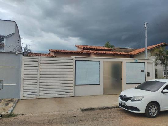 Casa - Paraíso do Tocantins - TO - Residencial,Comercial - Rua D, 0, Loteamento Pouso Alegre 3ª Etapa, St. Pouso Alegre, Paraíso Do Tocantins, TO, 77600000. Casa, Padrão, Ocupado, 1 vaga(s)  de garagem. Área(s): 200 m² de área terreno, 146,08 m² de área construída. Matrícula(s): 9.131. Cartório: 1º CRI PARAISO DO TOCANTINS. Inscrição da Prefeitura: 010.00077.0012.000.  A ARREMATAÇÃO NÃO CONTEMPLA BENS MÓVEIS, VEÍCULOS E QUAISQUER OBJETOS QUE EVENTUALMENTE APAREÇAM NAS IMAGENS. - leilão extrajudicial - Não informado BR - lance mínimo R$ 217.360