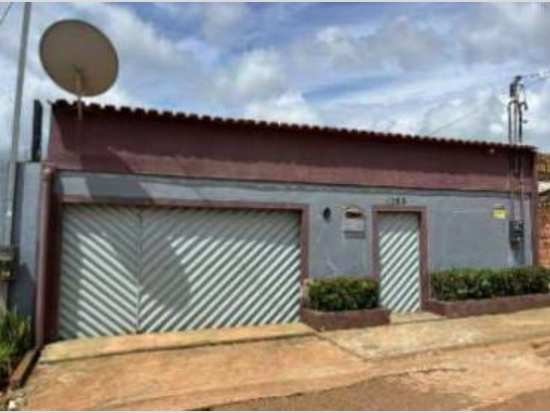 Leilão de Casa - Altamira - PA - Comercial,Residencial - Rua Santarém, 1258, Proximo Comecial.Bela Vista, Jd Independente Ii, Altamira, PA, 68372320. Casa, Padrão, Ocupado, 1 vaga(s) de garagem. Área(s): 238,94 m² de área terreno, 179,45 m² de área construída. Matrícula(s): 38.690. Cartório: 1º CRI ALTAMIRA. Inscrição da Prefeitura: 01.11.601.0020.001 CIF 766624. A ARREMATAÇÃO NÃO CONTEMPLA BENS MÓVEIS, VEÍCULOS E QUAISQUER OBJETOS QUE EVENTUALMENTE APAREÇAM NAS IMAGENS. Imóvel em Não informado/BR - Lance Inicial R$ 494.000 - Extrajudicial