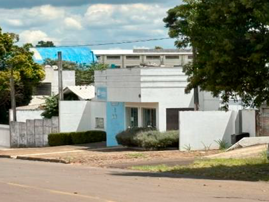 Loja - Pinhão - PR - Residencial,Comercial,Rural - Pinhão/PR. Bairro São José. Rua XV de Dezembro, 221. Prédio. Áreas: construída 135,00m² (in loco) e terreno 500,00m². Matrícula 091 (CNM 087072.2.0000091-65) do RI local. - Não informado BR - lance mínimo R$ 930.899