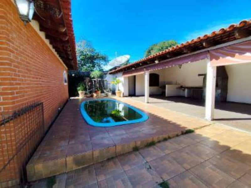 Casa Faxinal PR , localizado em Faxinal - PR, bairro Centro
