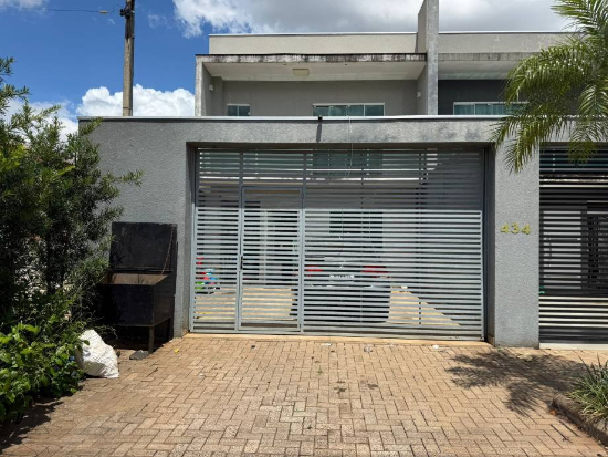 Casa - Cascavel -  PR - Comercial,Residencial - Rua Kamayuras, 434, Unidade 01 - Cond Residencial Zaramella+ 2 Vagas Descobertas, Santa Cruz, Cascavel, PR, 85806040,,Casa, Padrão, Ocupado, 1 vaga(s) de garagem. Área(s): 124,8 m² de área terreno, 124,67 m² de área privativa, 0,12 m² de área comum, 124,67 m² de área útil. Matrícula(s): 95.765,None. Cartório: 1 CRI DE CASCAVEL. Inscrição da Prefeitura: 0109.0097.0020.0001/ C.I: 3002525440. ,, - leilão extrajudicial - Não informado BR - lance mínimo R$ 292.600