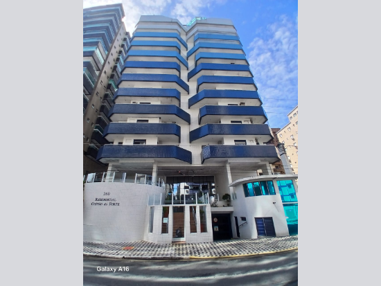 Leilão de Apartamento - Praia Grande - SP - Comercial,Residencial - Avenida Marechal Hermes, 260, Apto 111, Residencial Costão Do Forte, Canto Do Forte, Praia Grande, SP, 11700250. Apartamento, Padrão, Ocupado, 3 vaga(s) de garagem. Área(s): 176,82 m² de área construída, 176,82 m² de área privativa, 79,68 m² de área comum. Matrícula(s): 139.568. Cartório: 1º CRI DE PRAIA GRANDE. Inscrição da Prefeitura: 2.01.14.118.005.0111. A ARREMATAÇÃO NÃO CONTEMPLA BENS MÓVEIS, VEÍCULOS E QUAISQUER OBJETOS QUE EVENTUALMENTE APAREÇAM NAS IMAGENS. Imóvel em Não informado/BR - Lance Inicial R$ 1.626.400 - Extrajudicial