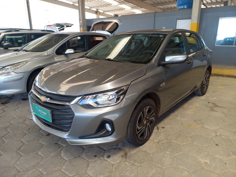 Chevrolet Onix 2024 em leilão