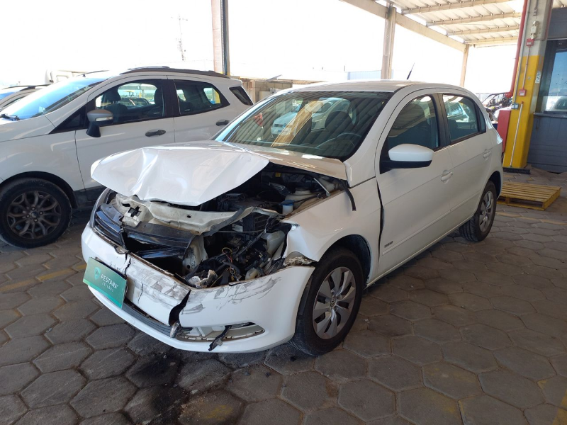 Volkswagen Novo Gol 2013 em leilão