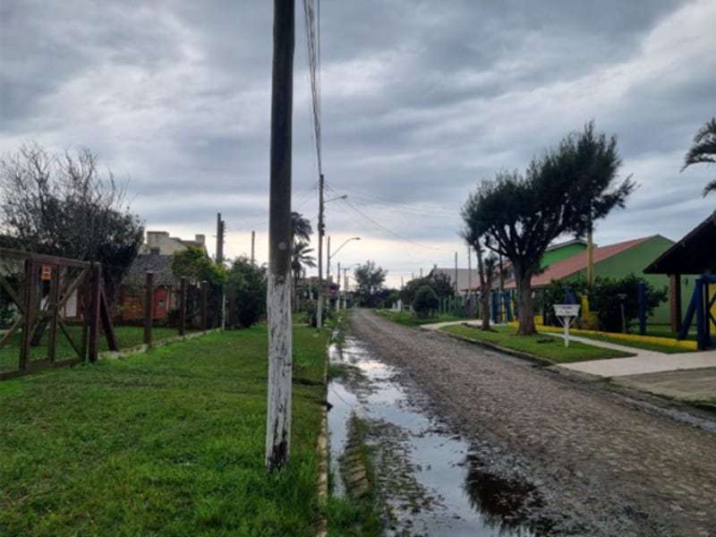Casa - Imbé - RS, localizado em Imbé - RS, bairro Centro