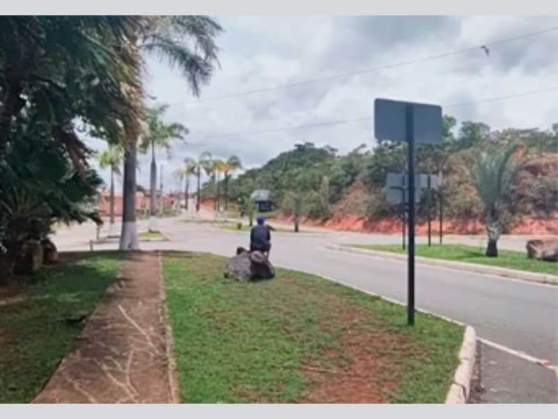 Casa - Esmeraldas - MG, localizado em Esmeraldas - MG, bairro Pinheiros