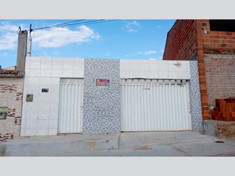 Casa - Afogados da Ingazeira - PE, localizado em Afogados Da Ingazeira - PE, bairro Sobreira