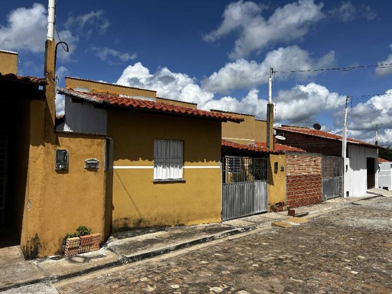 Casa - Cabeceiras do Piauí/PI, localizado em Cabeceiras Do Piauí - PI, bairro Centro