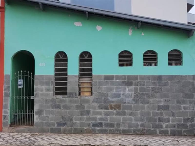 Casa - Taubaté/SP, localizado em Taubaté - SP, bairro Centro