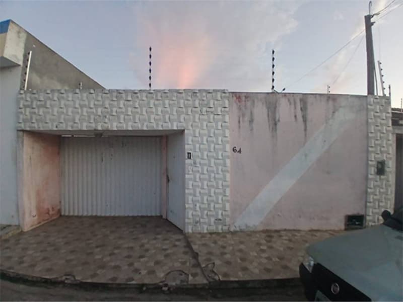 Casa - Arapiraca/AL, localizado em Arapiraca - AL, bairro Batingas