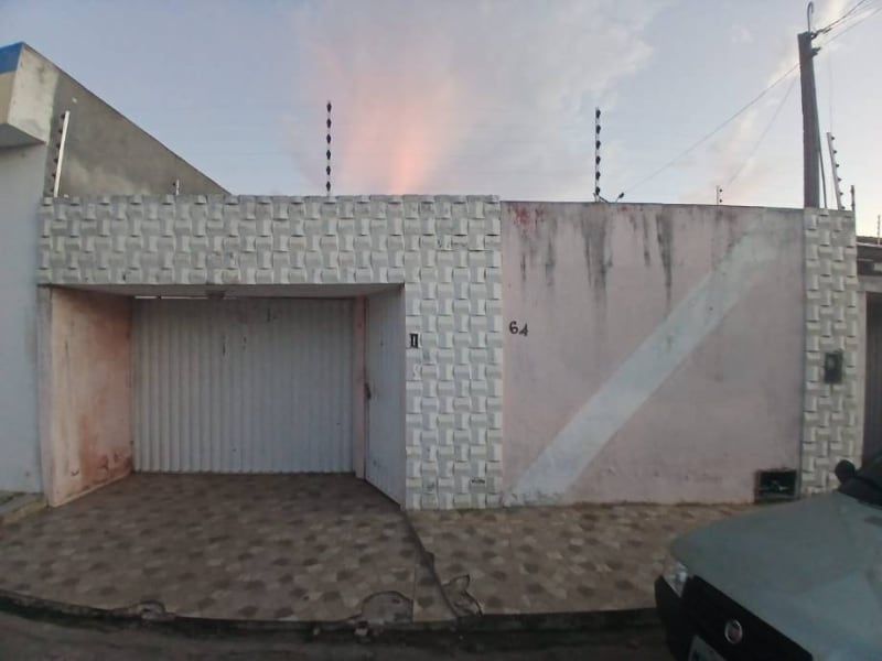Casa - Arapiraca/AL, localizado em Arapiraca - AL, bairro Batingas