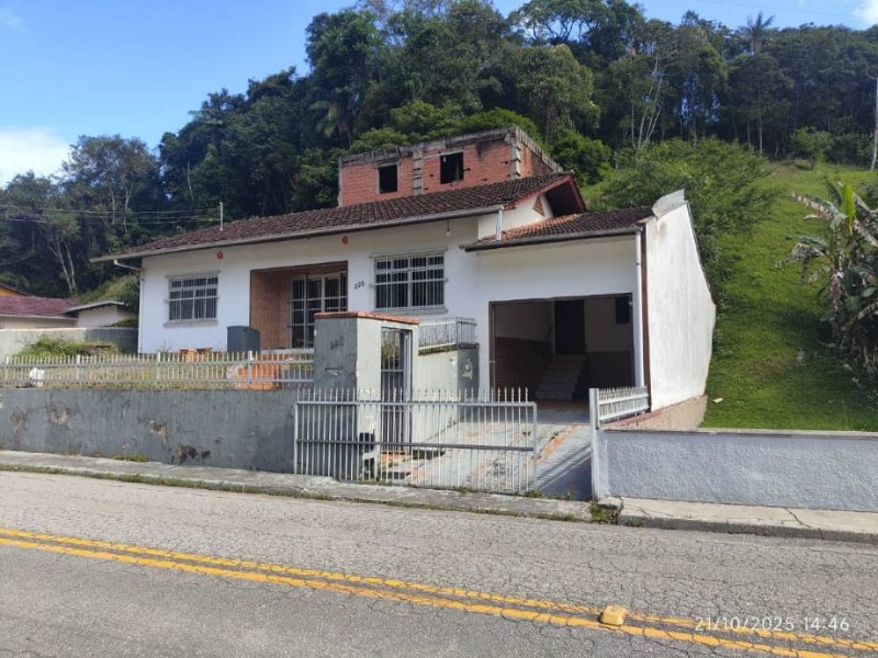 Casa - Blumenau/SC, localizado em Blumenau - SC, bairro Progresso