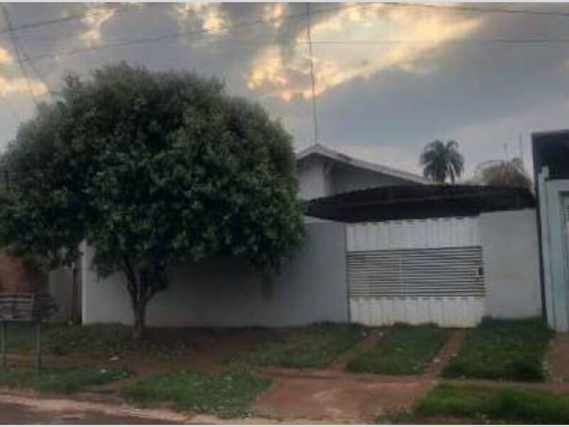 Casa - Rio Brilhante/MS, localizado em Rio Brilhante - MS, bairro Loteamento Manoel Barbosa de Oliveira
