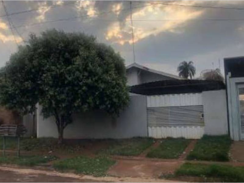 Casa - Rio Brilhante/MS, localizado em Rio Brilhante - MS, bairro Loteamento Manoel Barbosa de Oliveira
