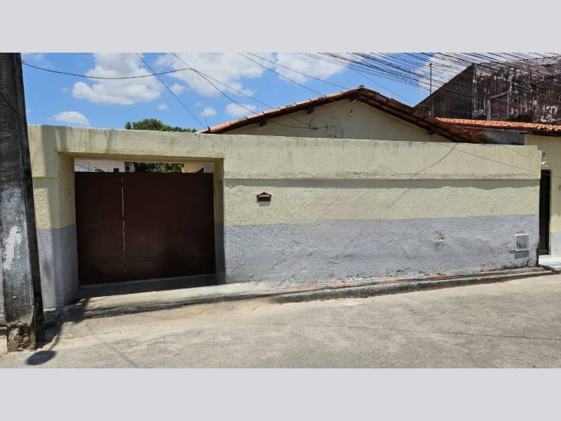 Casa - Fortaleza/CE, localizado em Fortaleza - CE, bairro Guajeru