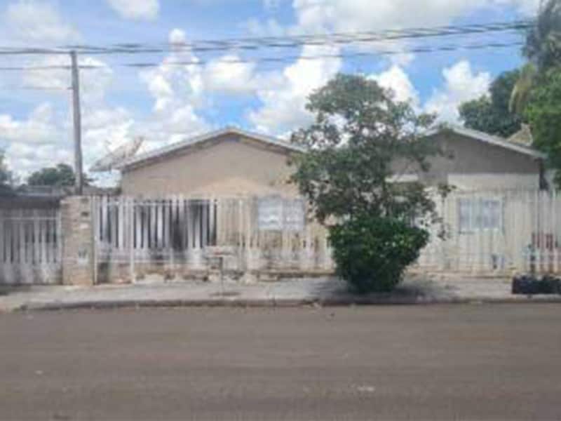 Casa - Guaraçaí/SP, localizado em Guaraçaí - SP, bairro Centro