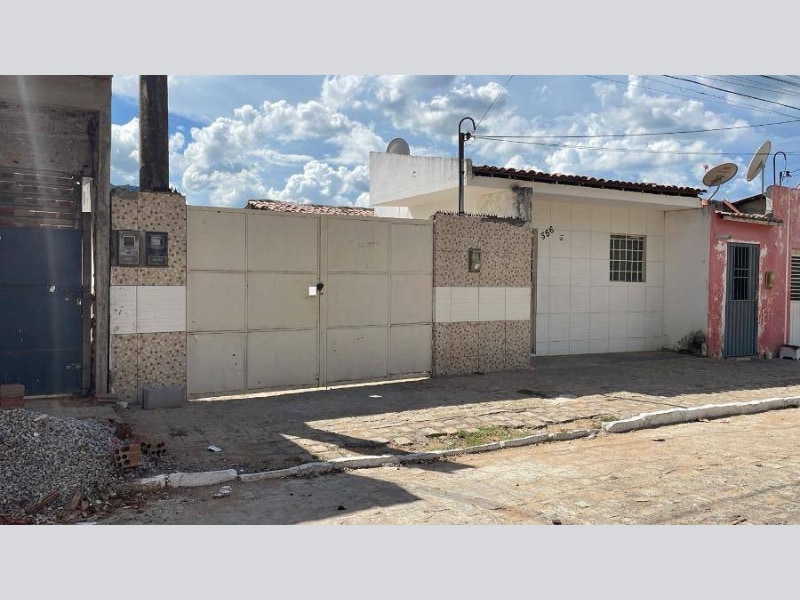 Casa - Serra Talhada/PE, localizado em Serra Talhada - PE, bairro Tancredo Neves