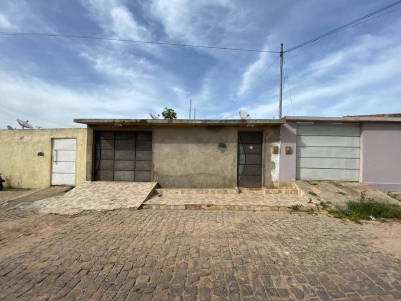 Casa - Araripina/PE, localizado em Araripina - PE, bairro Alto da Boa Vista