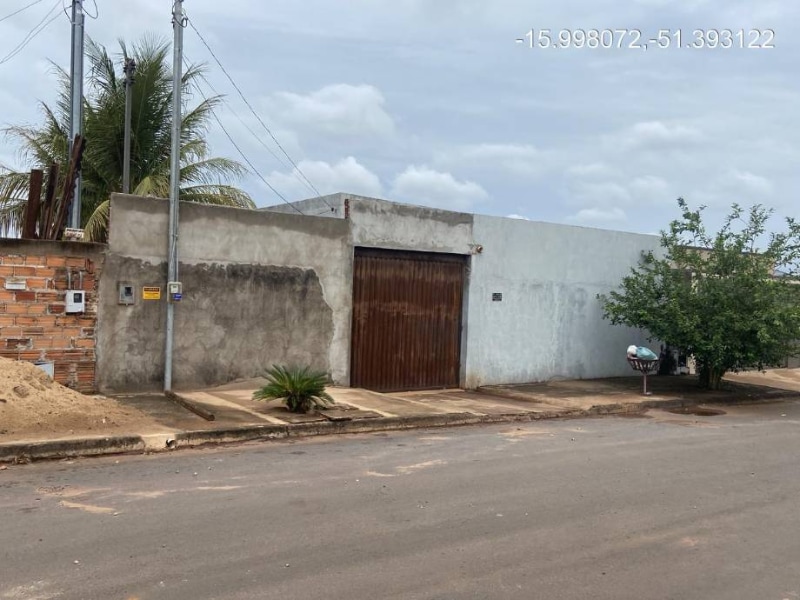 Casa - Montes Claros de Goiás/GO, localizado em Montes Claros De Goiás - GO, bairro Cidade de Deus
