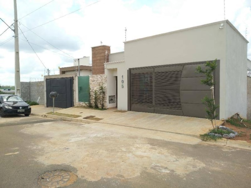 Casa - Varginha/MG, localizado em Varginha - MG, bairro Santa Luzia