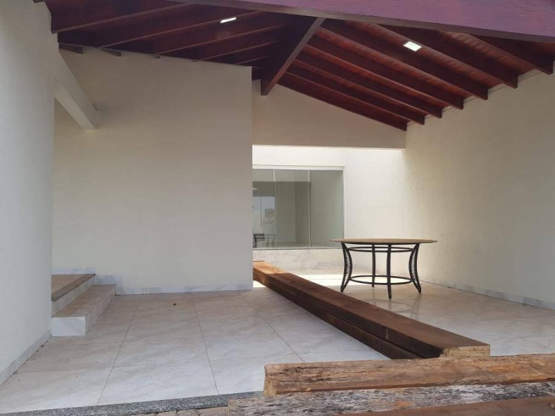 Casa - Juara/MT, localizado em Juara - MT, bairro Centro