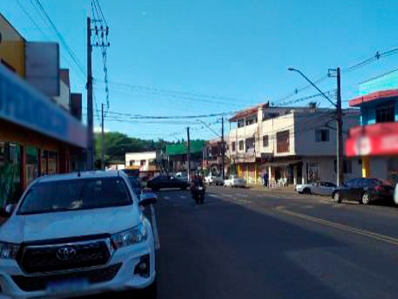 Prédio - Francisco Beltrão - PR, localizado em Francisco Beltrão - PR, bairro Cango