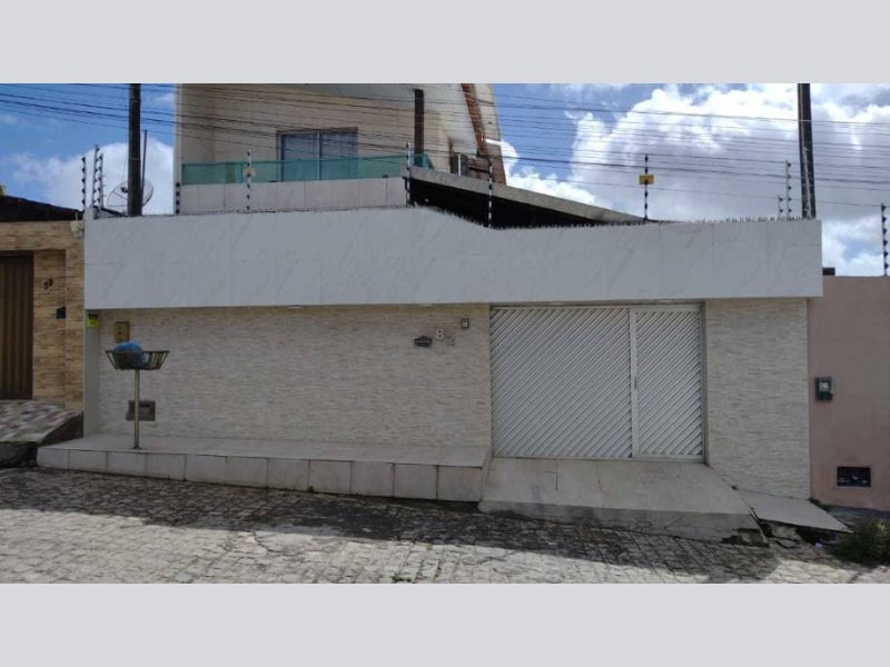Casa - Caruaru - PE, localizado em Caruaru - PE, bairro Maria Auxiliador