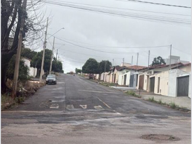 Casa - Coromandel - MG, localizado em Coromandel - MG, bairro Mangabeiras