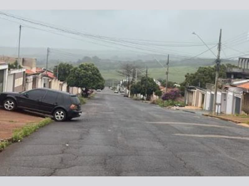 Casa - Coromandel - MG, localizado em Coromandel - MG, bairro Mangabeiras
