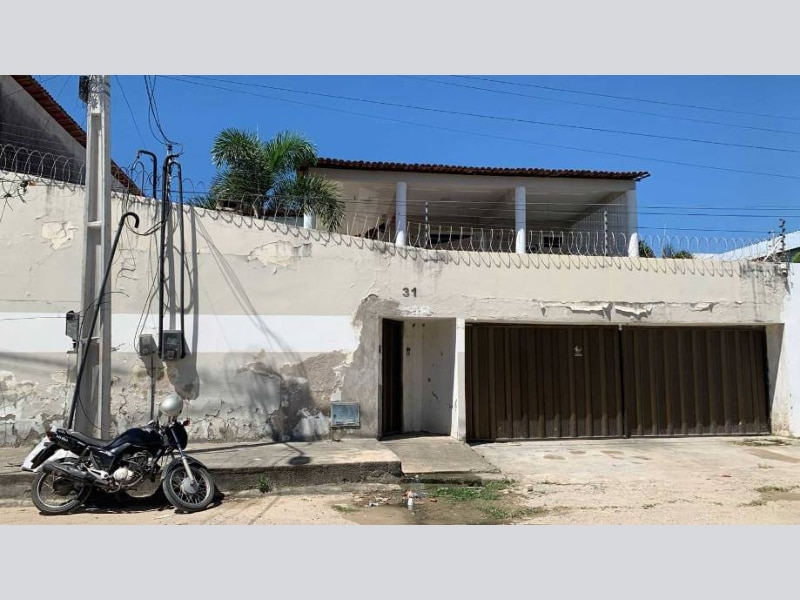 Casa - Fortaleza - CE, localizado em Fortaleza - CE, bairro Lagoa Redonda