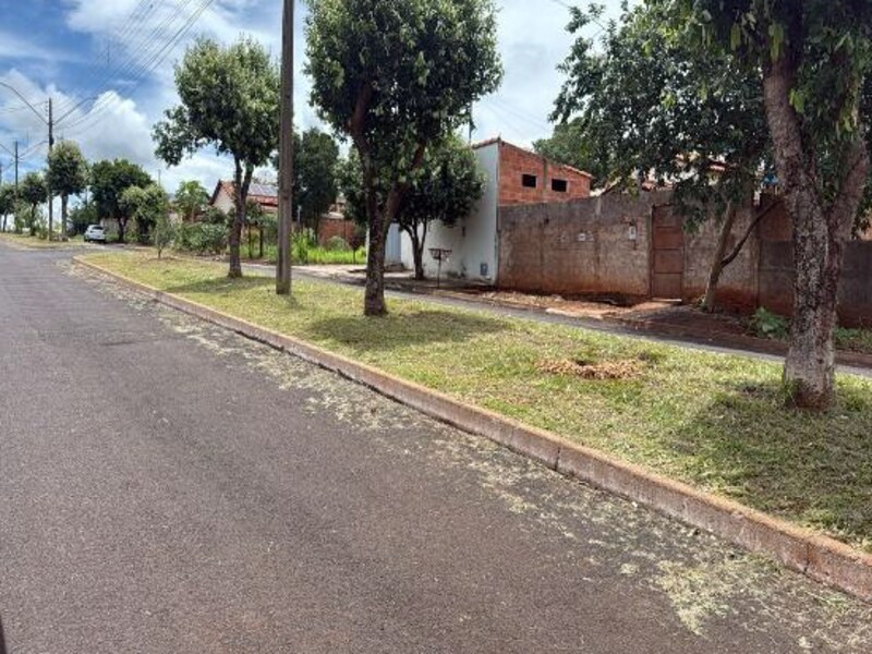 Casa - Quirinópolis - GO, localizado em Quirinópolis - GO, bairro Tonico Bento
