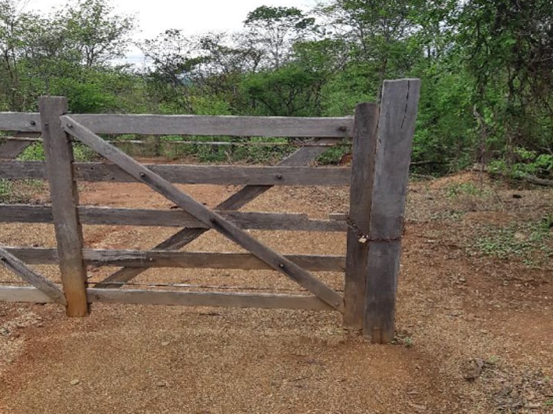 Terreno Pedras de Maria da Cruz MG, localizado em Pedras De Maria Da Cruz - MG