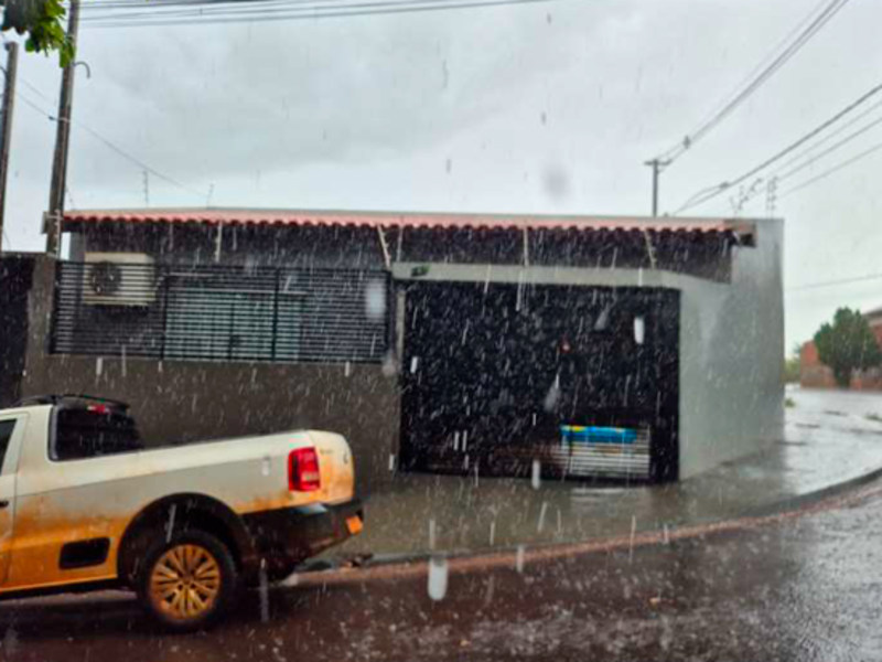 Casa - Iepê - SP, localizado em Iepê - SP, bairro Conjunto Habitacional Júlia de Almeida Ramos