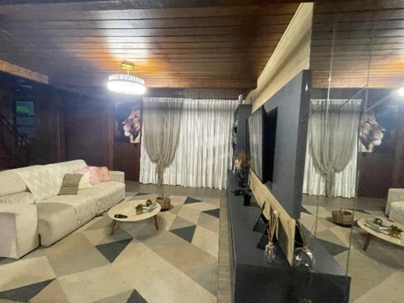 Prédio - Barra Velha - SC, localizado em Barra Velha - SC, bairro Itajubá