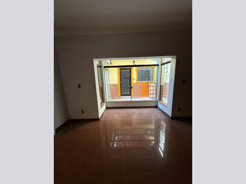 Casa - Pouso Alegre - MG, localizado em Pouso Alegre - MG, bairro Centro