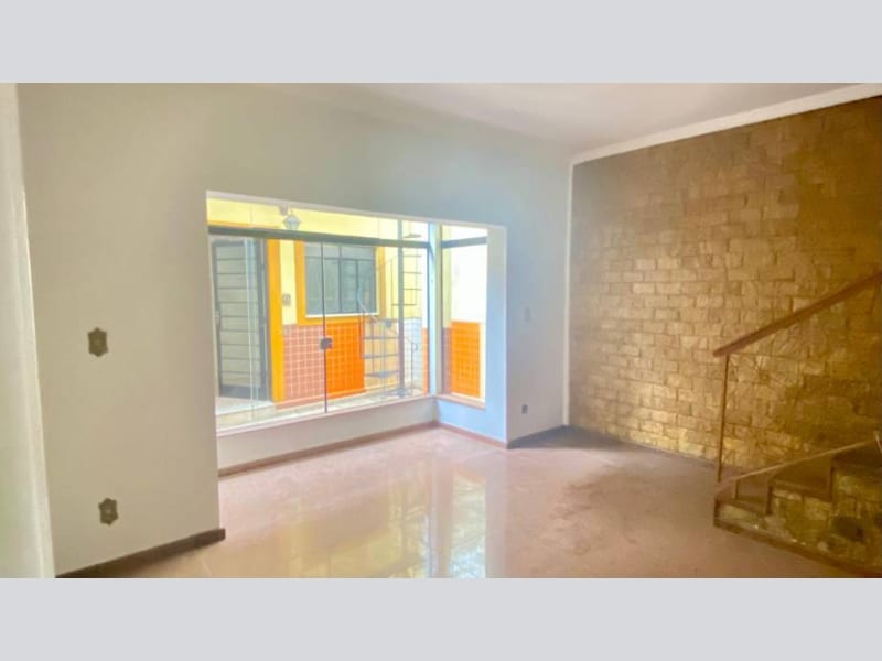 Casa - Pouso Alegre - MG, localizado em Pouso Alegre - MG, bairro Centro