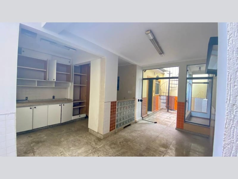 Casa - Pouso Alegre - MG, localizado em Pouso Alegre - MG, bairro Centro