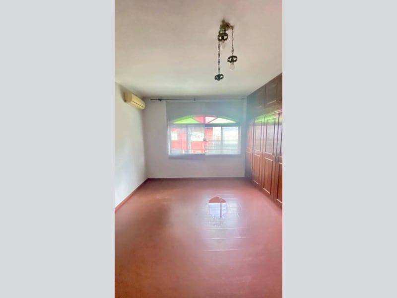 Casa - Pouso Alegre - MG, localizado em Pouso Alegre - MG, bairro Centro