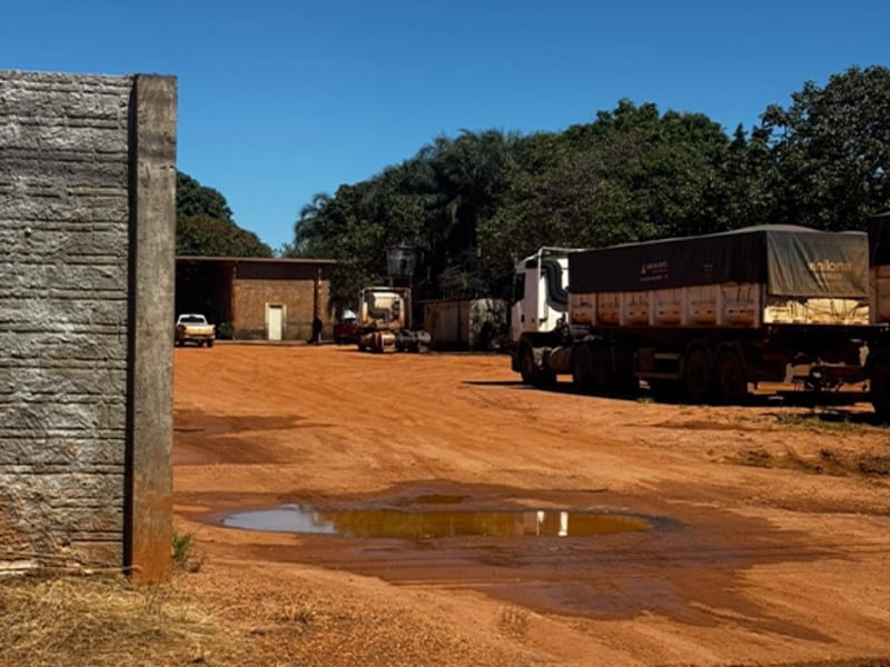 Prédio - Querência - MT, localizado em Querência - MT, bairro Setor Industrial Ii