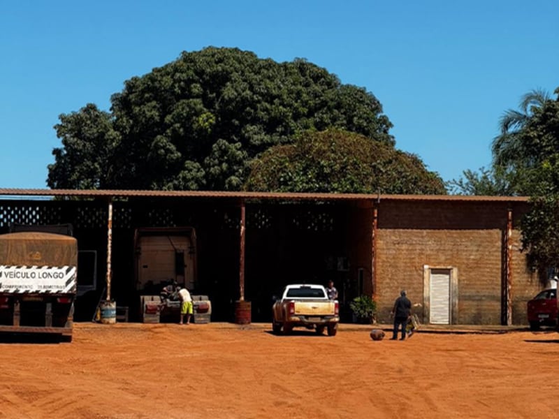 Prédio - Querência - MT, localizado em Querência - MT, bairro Setor Industrial Ii