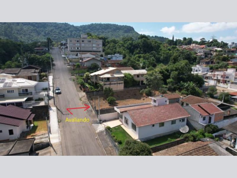 Terreno com edícula - Rio do Sul - SC, localizado em Rio Do Sul - SC, bairro Eugênio Schneider